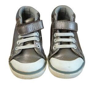 See Kai Run Peyton High-Top Sneaker Size 6 Silver & White Toddler Unisex Leather
